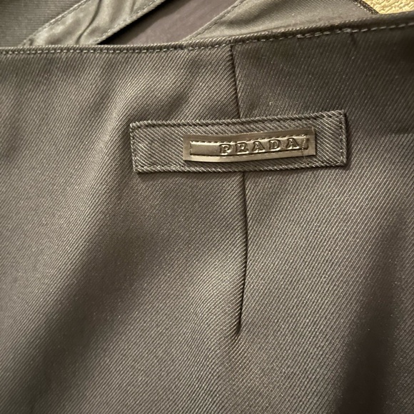 Prada Black Pencil Skirt with Zipper Accent - Picture 3 of 10